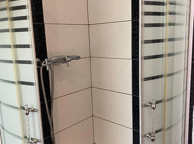 Apartament Studio Clucerului 8 *